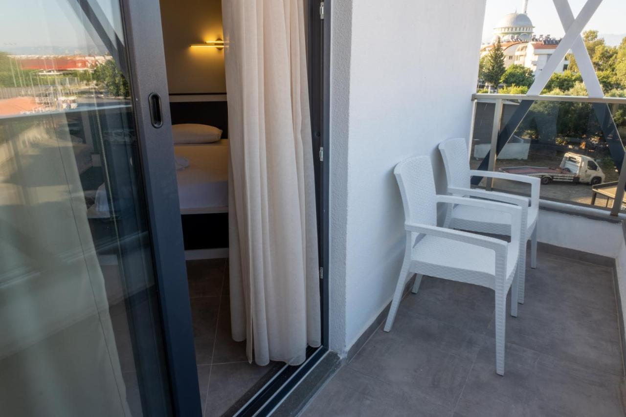 Pera Side Hotel Buitenkant foto